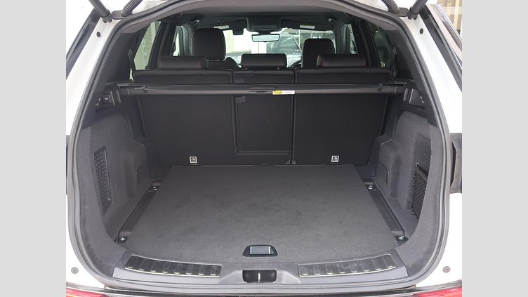 2021 認定中古車 Land Rover Discovery Sport フジホワイト D200 AWD（オートマチック）MHEV 標準ホイールベース R-DYNAMIC S