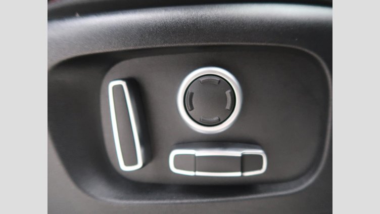 2021 認定中古車 Land Rover Discovery Sport フジホワイト D200 AWD（オートマチック）MHEV 標準ホイールベース R-DYNAMIC S