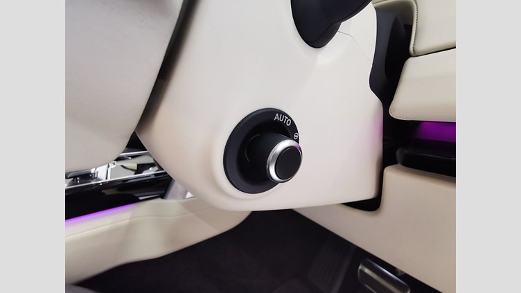 2023 認定中古車 Land Rover Range Rover フジホワイト D300 AWD MHEV（AT） スタンダードホイールベース HSE