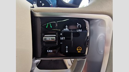 Range Rover 29