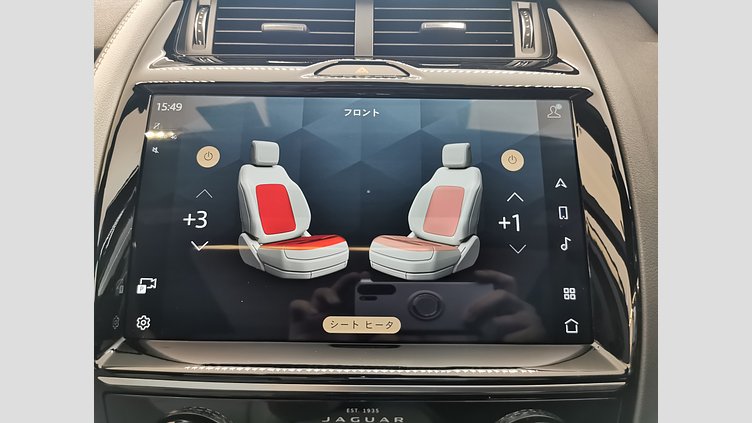 2024 認定中古車 Jaguar E-Pace アイガーグレイ D200マイルドハイブリッド（ディーゼル） R-DYNAMIC SE