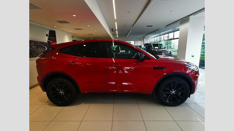 2024 認定中古車 Jaguar E-Pace フィレンツェレッド D200マイルドハイブリッド（ディーゼル） R-DYNAMIC SE