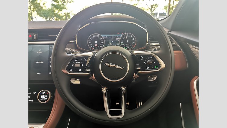 2024 認定中古車 Jaguar F-Pace カルパチアングレイ P400e ガソリン プラグインハイブリッド R-DYNAMIC SE