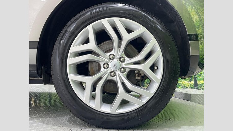 2019 認定中古車 Land Rover Range Rover Evoque シリコンシルバー P300 R-DYNAMIC SE