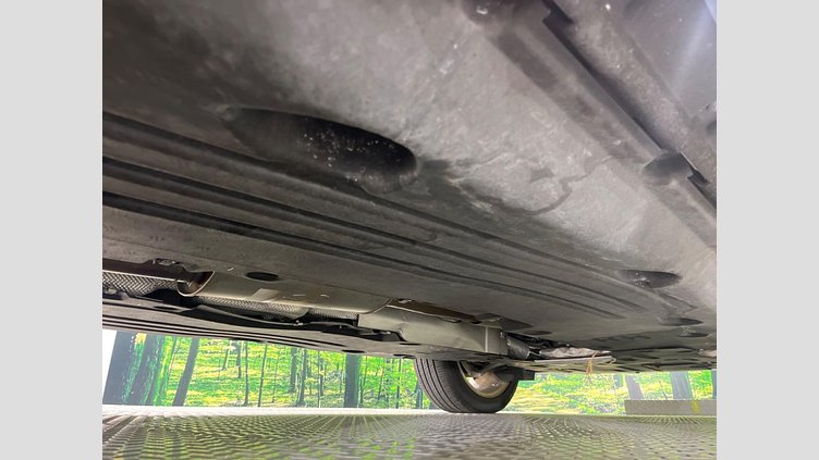 2019 認定中古車 Land Rover Range Rover Evoque シリコンシルバー P300 R-DYNAMIC SE