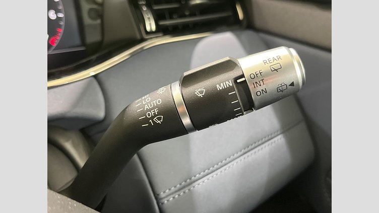 2019 認定中古車 Land Rover Range Rover Evoque シリコンシルバー P300 R-DYNAMIC SE