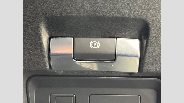 2019 認定中古車 Land Rover Range Rover Evoque シリコンシルバー P300 R-DYNAMIC SE