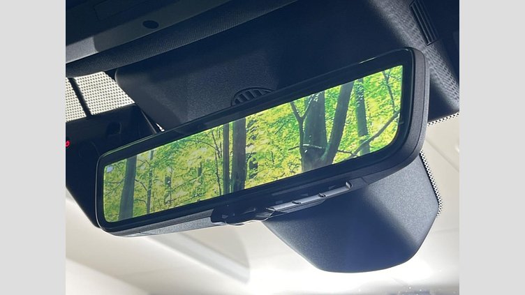 2019 認定中古車 Land Rover Range Rover Evoque シリコンシルバー P300 R-DYNAMIC SE