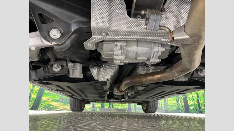 2019 認定中古車 Land Rover Range Rover Evoque シリコンシルバー P300 R-DYNAMIC SE