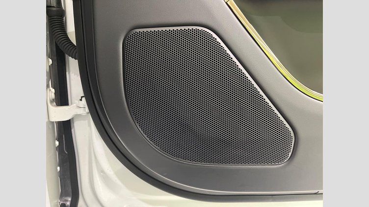 2023 認定中古車 Land Rover Range Rover Sport フジホワイト D300マイルドハイブリッド スタンダードホイールベース Dynamic HSE