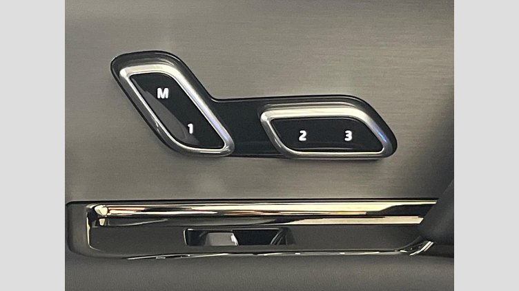 2023 認定中古車 Land Rover Range Rover Sport フジホワイト D300マイルドハイブリッド スタンダードホイールベース Dynamic HSE