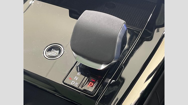 2023 認定中古車 Land Rover Range Rover Sport フジホワイト D300マイルドハイブリッド スタンダードホイールベース Dynamic HSE