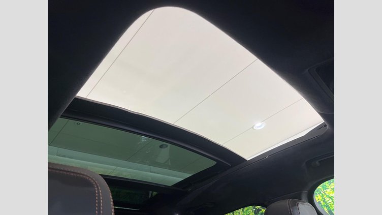 2018 認定中古車 Jaguar F-Pace Silicon Silver PT204 プレステージ