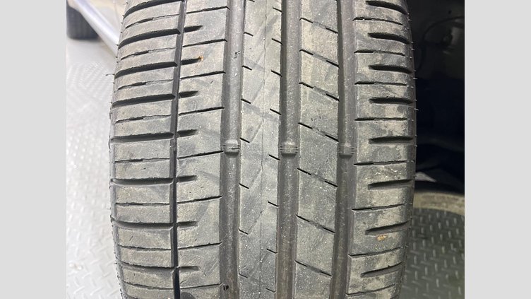 2018 認定中古車 Jaguar F-Pace Silicon Silver PT204 プレステージ