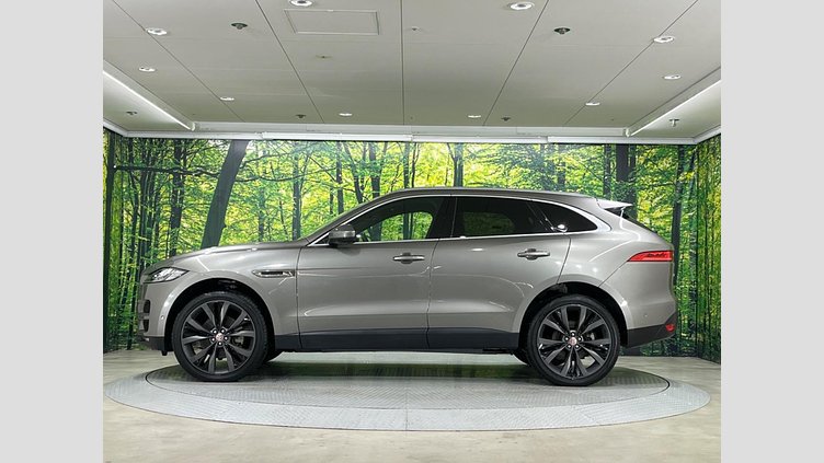 2018 認定中古車 Jaguar F-Pace Silicon Silver PT204 プレステージ