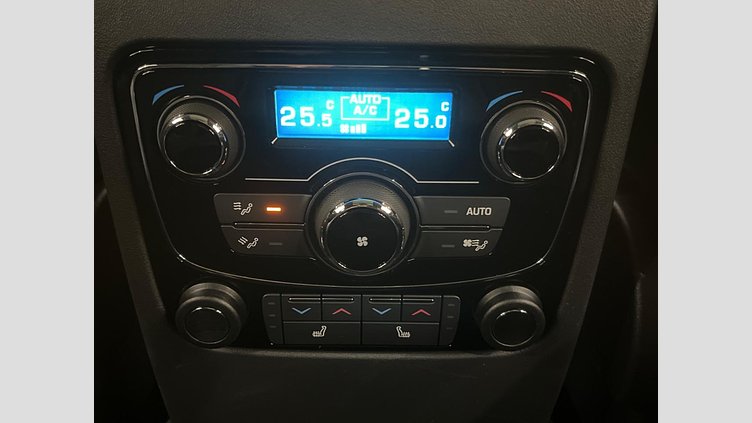 2018 認定中古車 Jaguar F-Pace Silicon Silver PT204 プレステージ