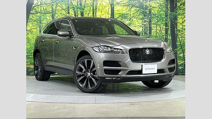 F-Pace 53