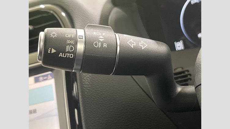 2018 認定中古車 Jaguar F-Pace Silicon Silver PT204 プレステージ