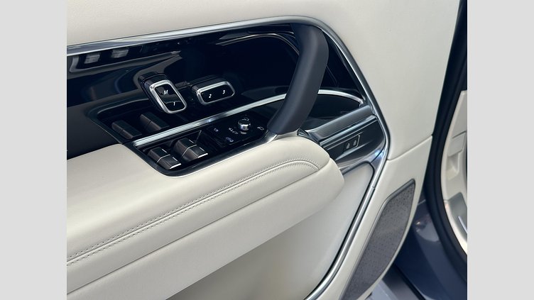 2024 APPROVED Land Rover Range Rover Varesine Blue P550e Petrol Plug-in Hybrid Standard Wheelbase Autobiography