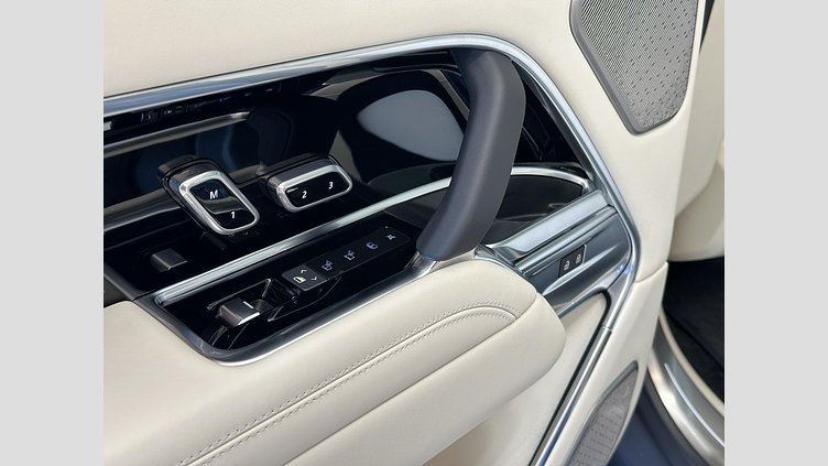 2024 APPROVED Land Rover Range Rover Varesine Blue P550e Petrol Plug-in Hybrid Standard Wheelbase Autobiography