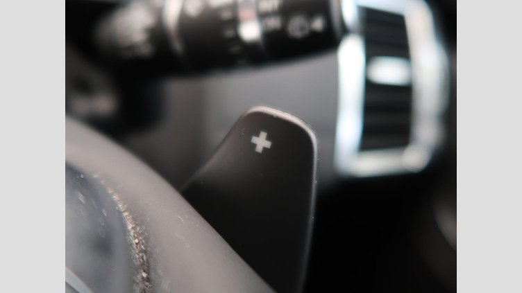 2018 認定中古車 Land Rover Discovery Loire Blue 3.0 V6 Dsl Mono Turbo Std Flow HSE