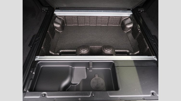 2018 認定中古車 Land Rover Discovery Loire Blue 3.0 V6 Dsl Mono Turbo Std Flow HSE