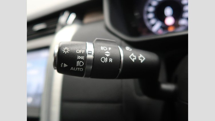 2018 認定中古車 Land Rover Discovery Loire Blue 3.0 V6 Dsl Mono Turbo Std Flow HSE