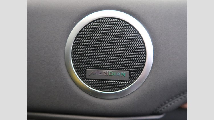 2018 認定中古車 Land Rover Discovery Loire Blue 3.0 V6 Dsl Mono Turbo Std Flow HSE