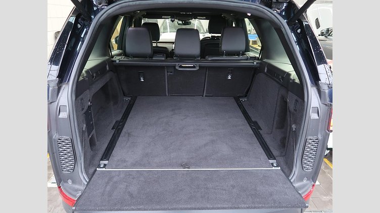 2018 認定中古車 Land Rover Discovery Loire Blue 3.0 V6 Dsl Mono Turbo Std Flow HSE