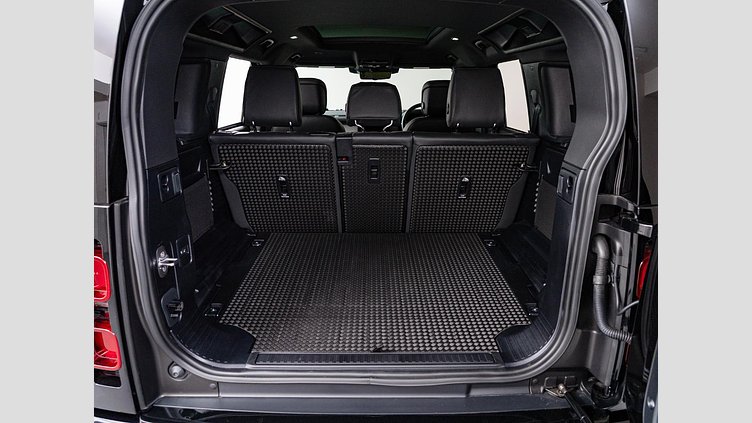 2024 認定中古車 Land Rover Defender 110 サントリーニブラック D300 AWD（AT） X-DYNAMIC HSE