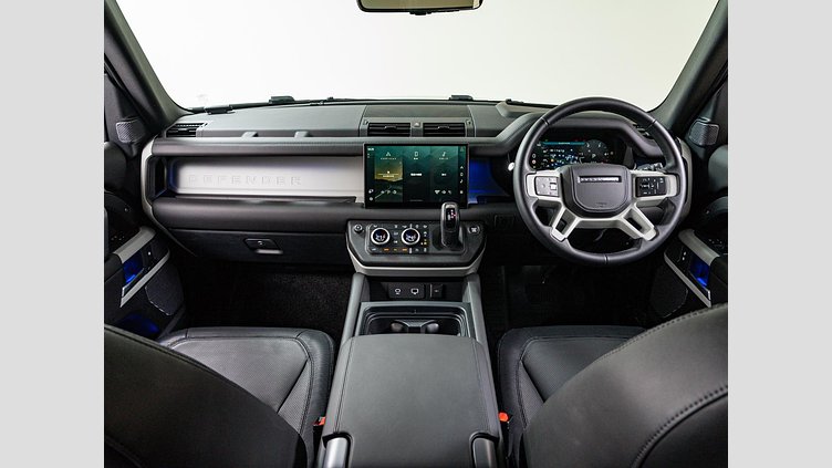 2024 認定中古車 Land Rover Defender 110 サントリーニブラック D300 AWD（AT） X-DYNAMIC HSE