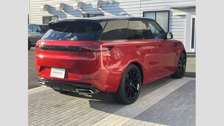 2025 認定中古車 Land Rover Range Rover Sport フィレンツェレッド P550eプラグインハイブリッド（ガソリン） スタンダードホイールベース Dynamic SE