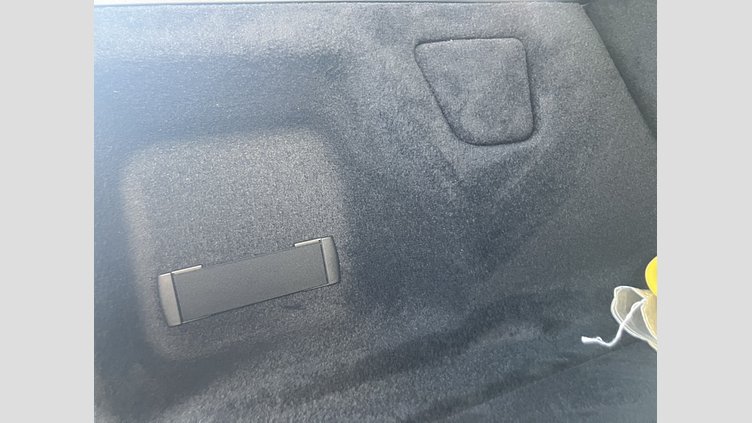 2025 認定中古車 Land Rover Range Rover Sport フィレンツェレッド P550eプラグインハイブリッド（ガソリン） スタンダードホイールベース Dynamic SE