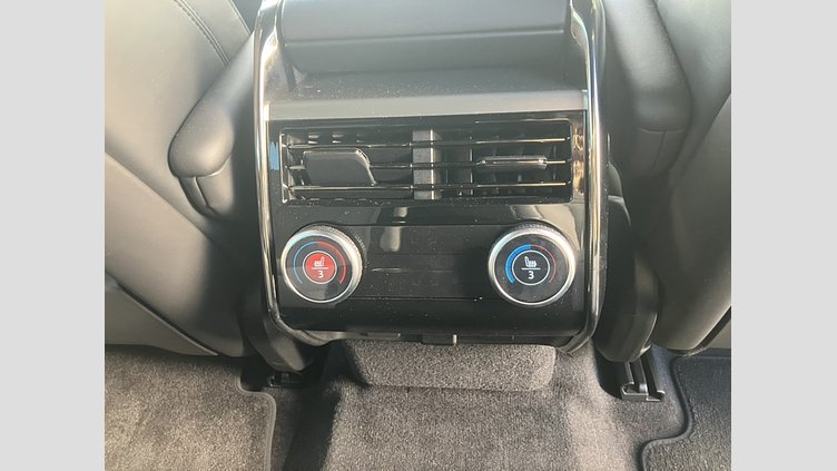 2025 認定中古車 Land Rover Range Rover Sport フィレンツェレッド P550eプラグインハイブリッド（ガソリン） スタンダードホイールベース Dynamic SE