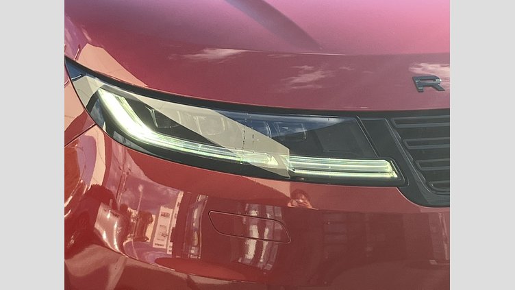 2025 認定中古車 Land Rover Range Rover Sport フィレンツェレッド P550eプラグインハイブリッド（ガソリン） スタンダードホイールベース Dynamic SE