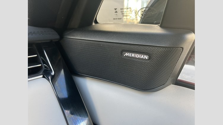 2025 認定中古車 Land Rover Range Rover Sport フィレンツェレッド P550eプラグインハイブリッド（ガソリン） スタンダードホイールベース Dynamic SE