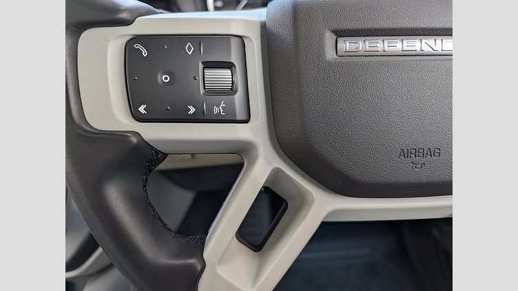 2023 認定中古車 Land Rover Defender 130 カルパチアングレイ D300 AWD AUTOMATIC MHEV SE