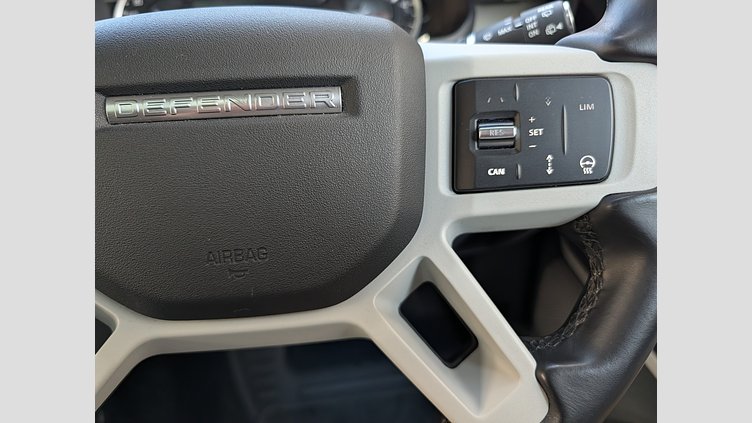 2023 認定中古車 Land Rover Defender 130 カルパチアングレイ D300 AWD AUTOMATIC MHEV SE