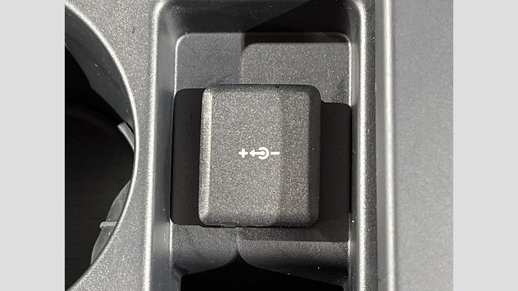 2022 認定中古車 Jaguar F-Pace サントリーニブラック P250 AWD（オートマチック） R-DYNAMIC SE