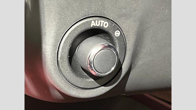 2022 認定中古車 Jaguar F-Pace サントリーニブラック P250 AWD（オートマチック） R-DYNAMIC SE