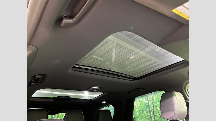 2018 認定中古車 Land Rover Discovery Fuji White 3.0 V6 Dsl Mono Turbo Std Flow HSE