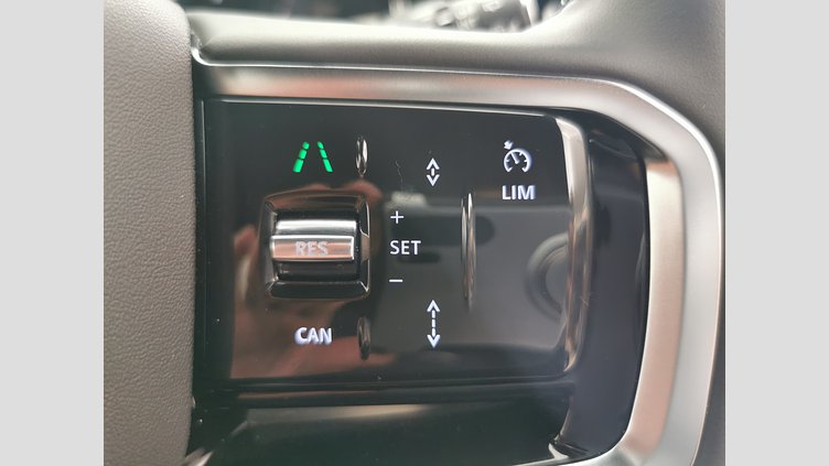 2024 認定中古車 Land Rover Discovery Sport アイガーグレイ D200マイルドハイブリッド（ディーゼル） 標準ホイール DYNAMIC SE