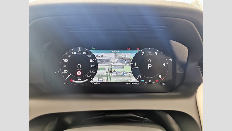 2024 認定中古車 Land Rover Discovery Sport アイガーグレイ D200マイルドハイブリッド（ディーゼル） 標準ホイール DYNAMIC SE