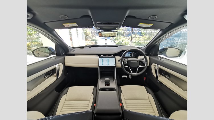 2024 認定中古車 Land Rover Discovery Sport アイガーグレイ D200マイルドハイブリッド（ディーゼル） 標準ホイール DYNAMIC SE