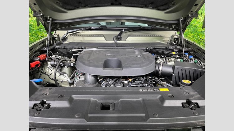 2024 認定中古車 Land Rover Defender 90 パンゲアグリーン D350 ディーゼルマイルドハイブリッド X-Dynamic HSE