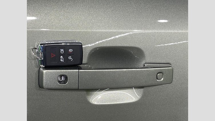 2024 認定中古車 Land Rover Defender 90 パンゲアグリーン D350 ディーゼルマイルドハイブリッド X-Dynamic HSE