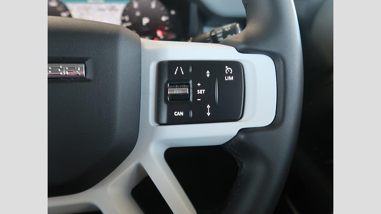 2024 認定中古車 Land Rover Defender 90 パンゲアグリーン D350 ディーゼルマイルドハイブリッド X-Dynamic HSE