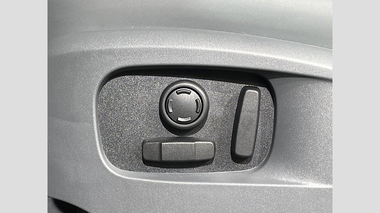 2024 認定中古車 Land Rover Defender 90 パンゲアグリーン D350 ディーゼルマイルドハイブリッド X-Dynamic HSE