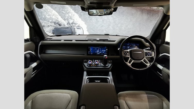 2020 認定中古車 Land Rover Defender 110 フジホワイト P300 AWD（AT） SE