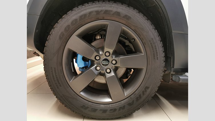 2020 認定中古車 Land Rover Defender 110 フジホワイト P300 AWD（AT） SE